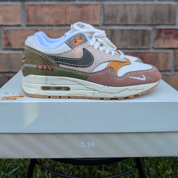 Nike Air Max 1 PremiumWabi-Sabi - Picture 6 of 9